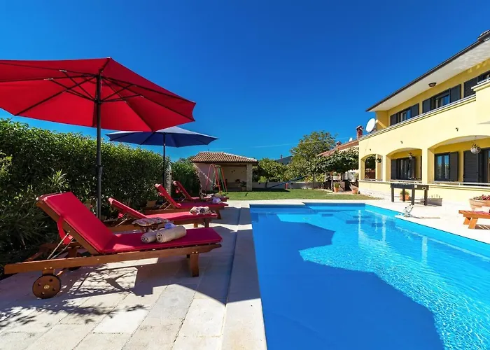 Semesterbostad Leona