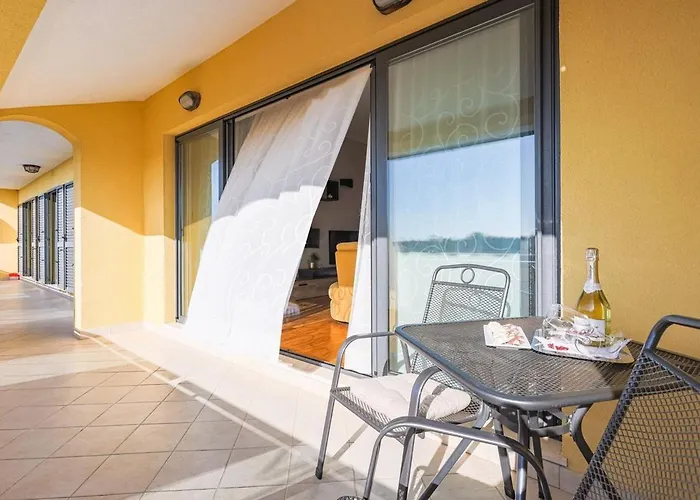 Vakantiehuis Leona Cabrunici