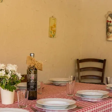 Tatil Evi Leona