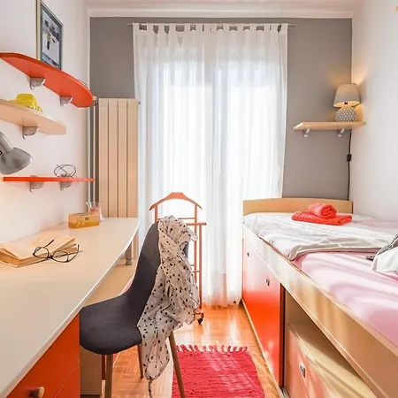 Leona Holiday home *